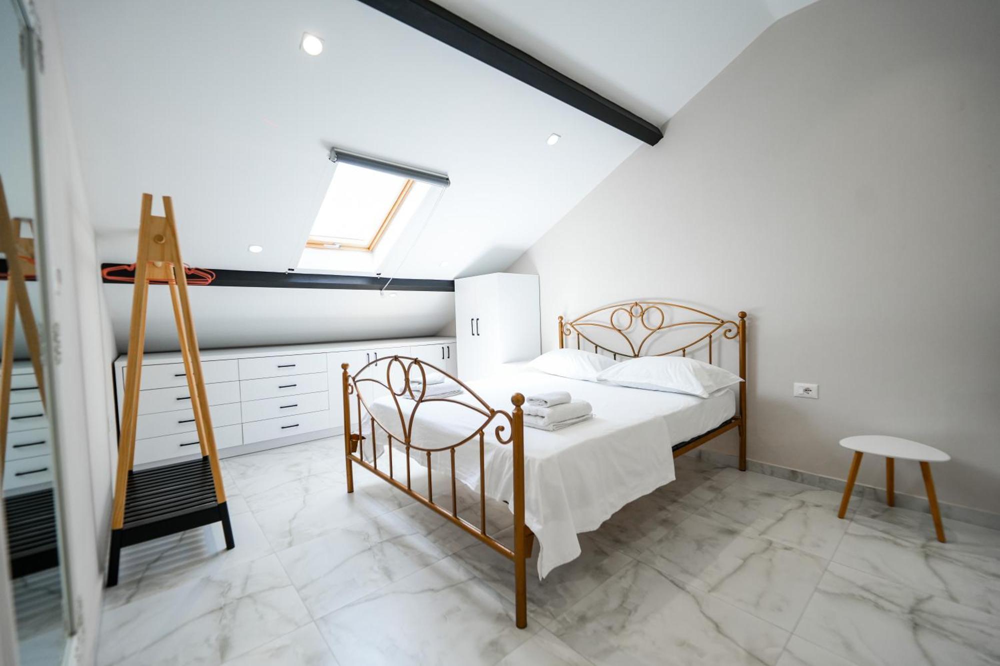 City Center Hideout - Studio Apartment Tiranë Eksteriør bilde