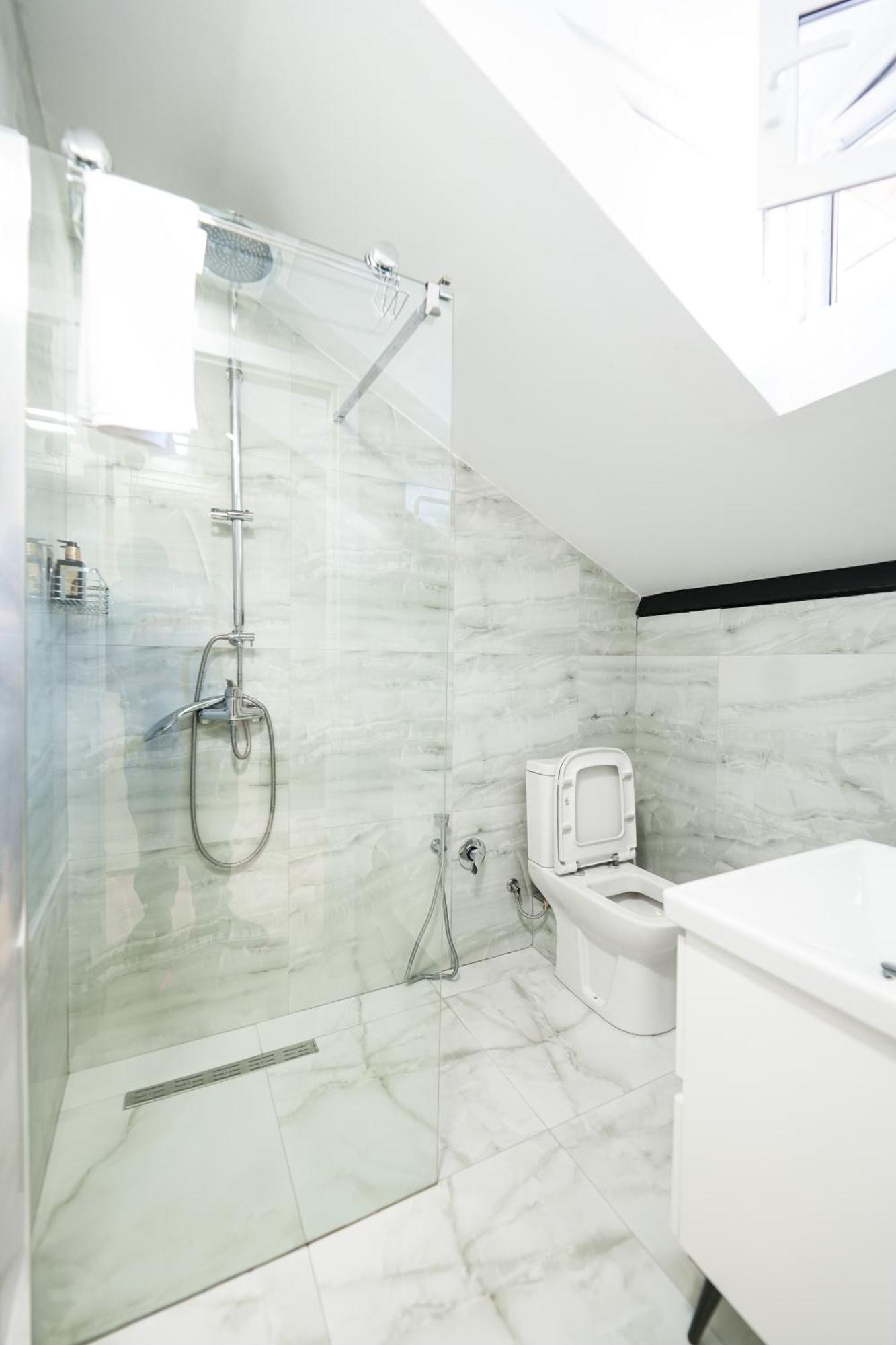 City Center Hideout - Studio Apartment Tiranë Eksteriør bilde